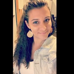 Meet your Posher, Nicole